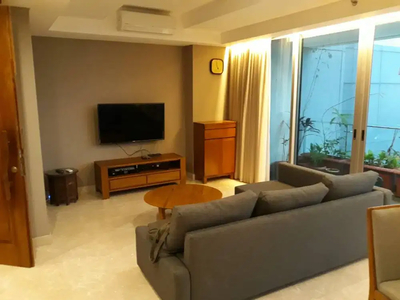 Disewakan Apartemen St Moritz 5BR, Full Furnished - Puri Indah