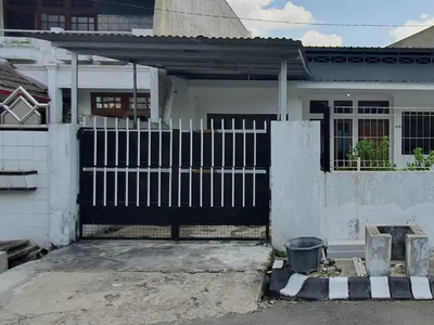 Disewakan Rumah di Sukomanunggal Jaya Surabaya