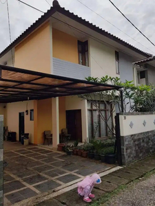 Disewakan Rumah Full Furnished di Cipaku Setiabudi Dekat Upi Bandung