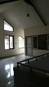 Disewakan Rumah Komersial Di Pasirluyu, Sayap BKR, Kembar