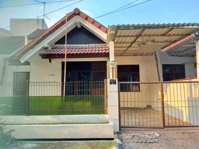 Disewakan rumah siap huni lokasi Sutorejo