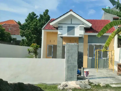 *Harga Terbaru*
Jual Rumah Full Renovasi
Perum Tropodo Waru
Sidoarjo