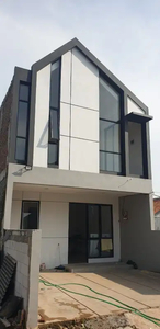 READY UNIT TERBATAS TOWNHOUSE MODERN HARGA TERMURAH DI BEKASI