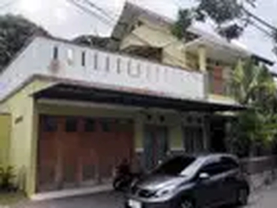 Rumah 2 lantai dekat kampus ugm di karangwaru tegalrejo yogyakarta