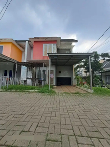 Rumah 2 Lantai Siap Huni di Perumahan Taman Rusa Pamulang
