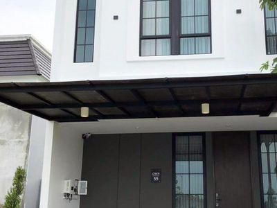 Dijual Rumah Cantik di Oakwood Park - daerah Citraland, Full Furn