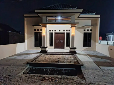 Rumah Komersil Modern Minimalis Asri Type 70 di Kota Metro