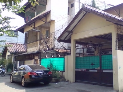 Dijual Rumah Kos Kosan 3 lantai dekat Kawasan Pulogaung, Rumah di