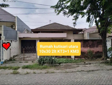 Rumah kutisari 2lt murah hitung tanah,perlu renov lt2 ymr7