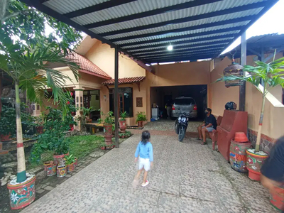 Rumah luas di Semarang timur