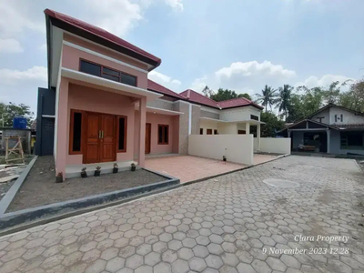 RUMAH MEWAH SIAP HUNI FULL FURNISHED BERLOKASI DIJAKAL KM 12