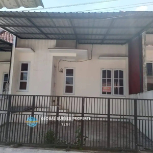 Rumah Modern Minimalis Strategis di Blimbing Malang