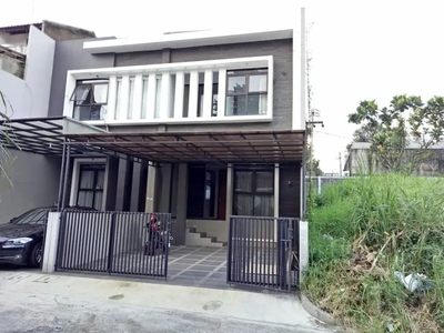 Rumah Nyaman 2 Lantai di Setraduta Cemara Setra Duta