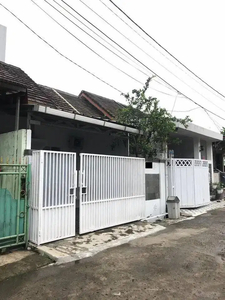 Rumah Siap Huni Dalam Cluster Perumahan Dukuh Zamrud Mustikajaya