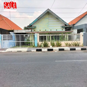 Rumah Sidoarjo Kota Pinggir Jalan di Jl. Raden Patah