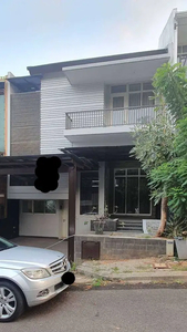 Rumah Townhouse Asri dan Bersih Pondok Pinang Jakarta Selatan