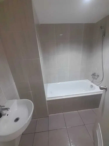 Sewa Apartement Menara Jakarta 2 BR Furnished Bagus