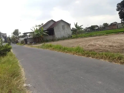 Tanah Jogja dekat exit Tol Kalasan Purwomartani