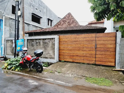 Tanah Plus Bangunan Joglo Sudah Pagar Keliling Gawanan