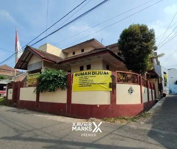 V1 Dijual Rumah Hook Strategis Terawat Pusat Kota di Dewi Sartika Batu