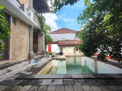 B05077 DIJUAL CEPAT Villa Lokasi Strategis 5 Menit Ke Pantai Sanur