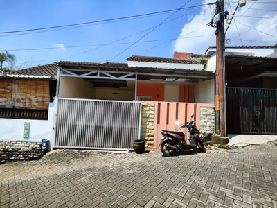 DI JUAL RUMAH LOKASI PERUM TASIK MADU