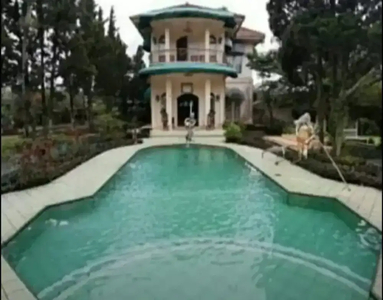 Dijual cepat villa di cilember puncak kabupaten bogor