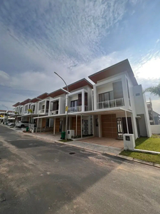 Dijual Rumah Central Hills – Cluster Hill View Full Furnish