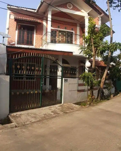 Dijual rumah di daerah Bintaro