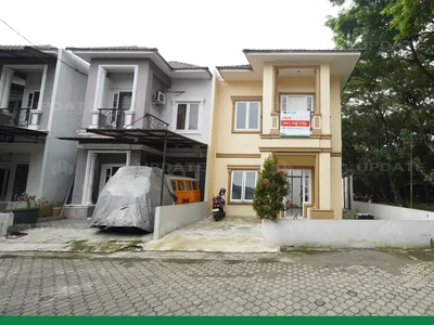 DIJUAL RUMAH DI KOMPLEK THE GRAND MENTENG INDAH CLUSTER THE GREEN