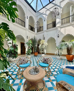 Dijual Rumah Mewah Bergaya Klasik Marocco Timur Tengah Jakarta Selatan
