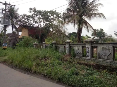 Dijual tanah bentuk kotak agak ngeL sudah ada pagar tembok di Bogor