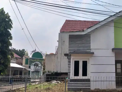 Lokasi strategis dekat masjid, posisi di hook (harga nego)