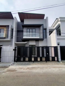 Rumah Baru Dijual Murah Manyar Kartika Minimalis Modern 2 Lantai SHM