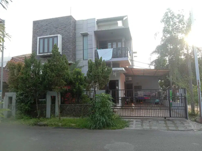 Rumah dalam Kompleks di Metland, Cakung, Jakarta Timur