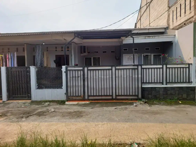 Rumah dijual berikut dengan 1 kontrakan