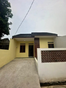 Rumah dijual shm perumahan adiyasa