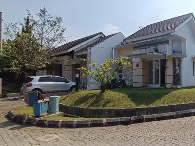 rumah hoek Bogor Balcony Rancamaya