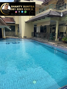 Rumah Hook 2 Lantai Swimming Pool di Sektor 1 Bintaro Jaya DM-10961