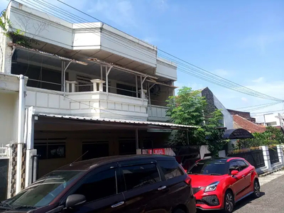 Rumah Jalan Bunga Bunga Soehat kota Malang