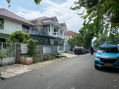 Rumah Lama Hitung Tanah Lokasi WIjaya Kusuma Tomang Jakarta Barat.