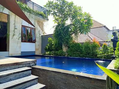 Dikontrakan Villa 4 Kamar di Padonan