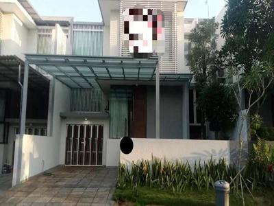 Disewakan Rumah 2.5 Lantai Semi Furnish di Golf Avenue Citraland