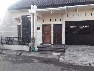 Kost Putri Khusus Mahasiswi dan Karyawati