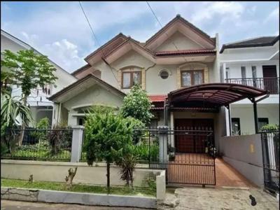 Rumah lux luas tanah 203m2 komplek Setiabudi Regency Bandung Utara