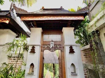 Villa di Pantai Nyanyi Canggu Tabanan Bali