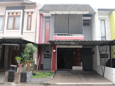 Jatiwaringin Townhouse 1