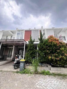 Rumah Minimalis Modern Dalam Cluster Di Pamulang