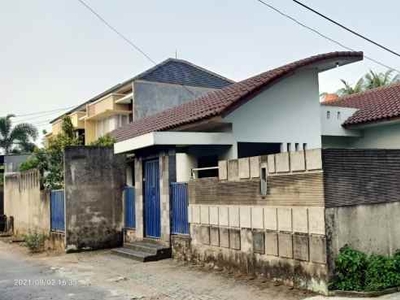 Rumah Second Lahan Luas Selangkah Gerbang Tol Brigif Di Gandul Depok