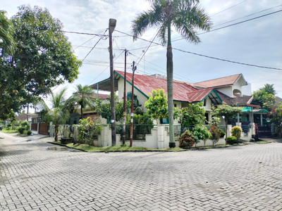 Rumah Tasbi 2 Hook (Tanah 246 M²)